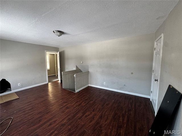 2540 Shannon Avenue, St Louis, MO 63136