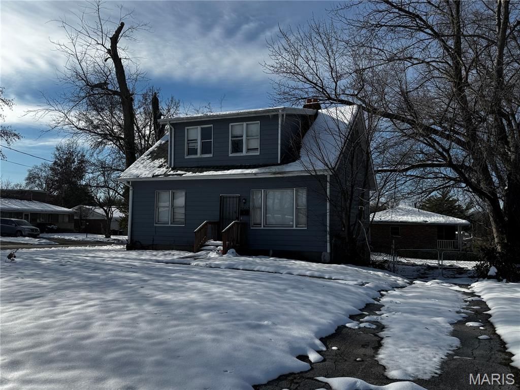 2540 Shannon Avenue, St Louis, MO 63136