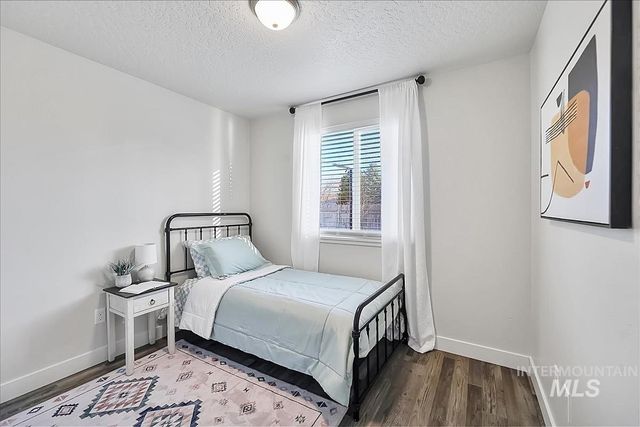 1211 W Hawaii Ave, Nampa, ID 83686