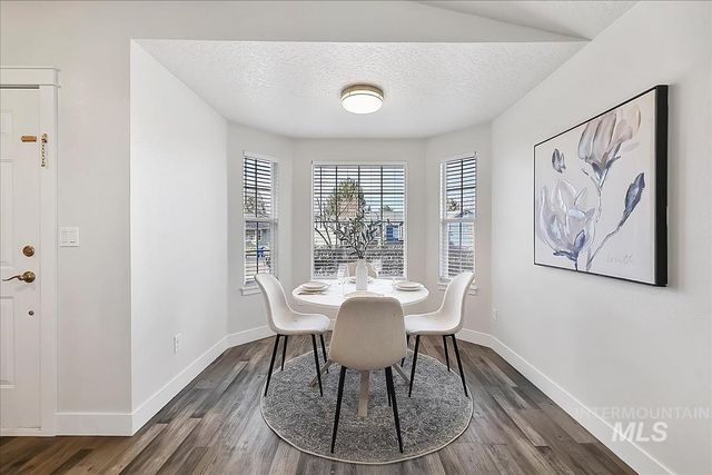 1211 W Hawaii Ave, Nampa, ID 83686