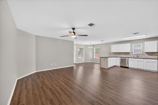 3304 Glenmore Drive, Melissa, TX 75454