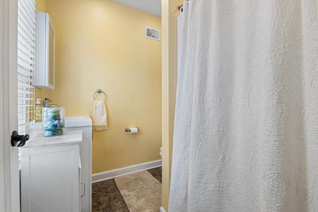 4924 N Larkin STREET, Whitefish Bay, WI 53217