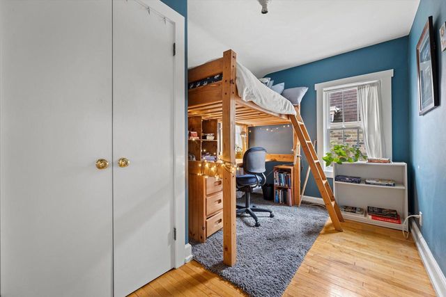 4924 N Larkin STREET, Whitefish Bay, WI 53217