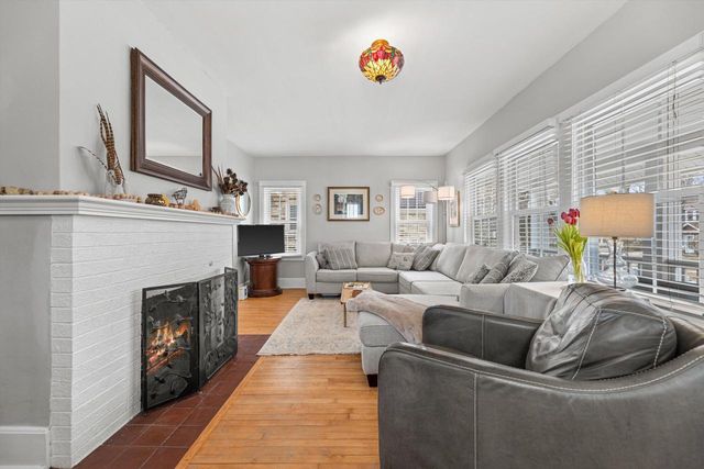 4924 N Larkin STREET, Whitefish Bay, WI 53217