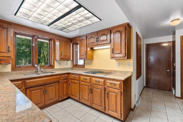 5025 LUXEMBURG ROAD, New Franken, WI 54229