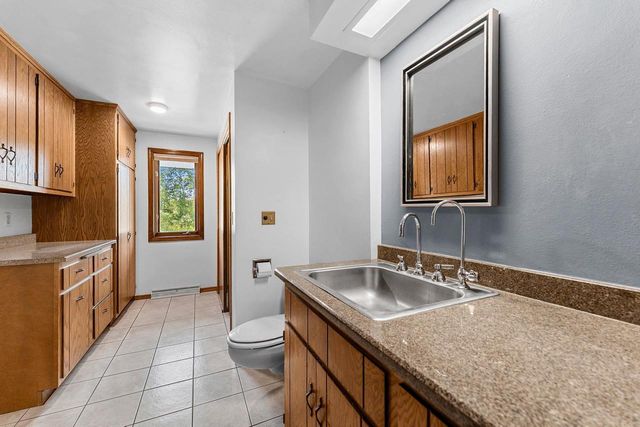 5025 LUXEMBURG ROAD, New Franken, WI 54229