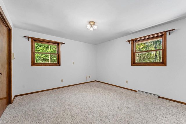 5025 LUXEMBURG ROAD, New Franken, WI 54229