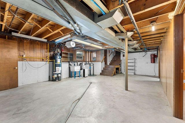 5025 LUXEMBURG ROAD, New Franken, WI 54229