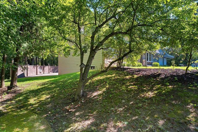 5025 LUXEMBURG ROAD, New Franken, WI 54229