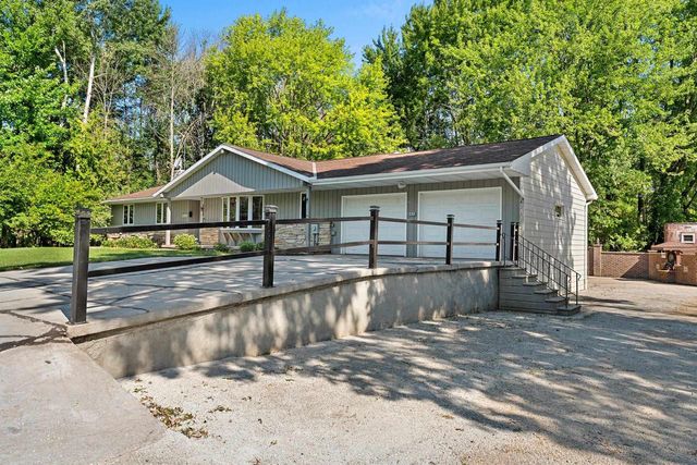 5025 LUXEMBURG ROAD, New Franken, WI 54229