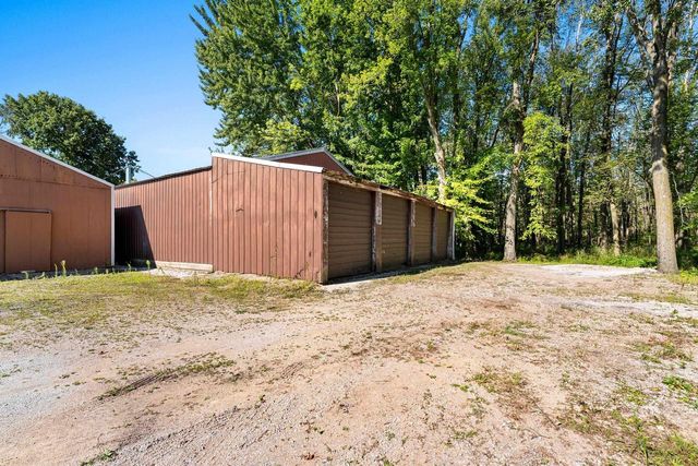 5025 LUXEMBURG ROAD, New Franken, WI 54229