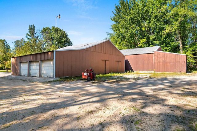 5025 LUXEMBURG ROAD, New Franken, WI 54229