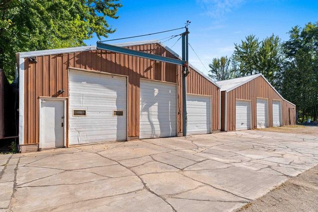 5025 LUXEMBURG ROAD, New Franken, WI 54229