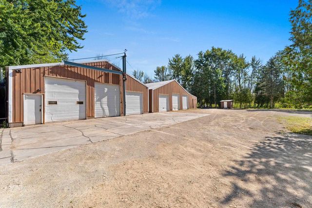 5025 LUXEMBURG ROAD, New Franken, WI 54229