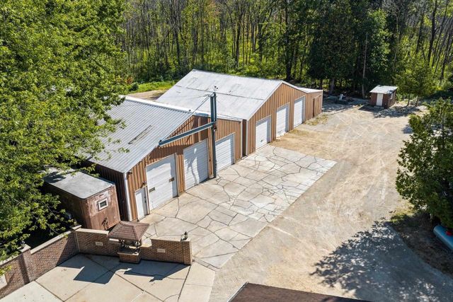 5025 LUXEMBURG ROAD, New Franken, WI 54229