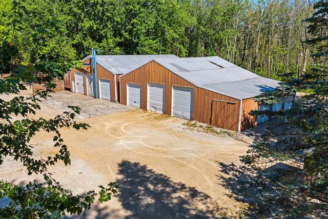 5025 LUXEMBURG ROAD, New Franken, WI 54229