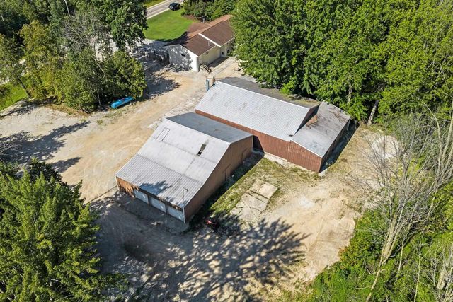 5025 LUXEMBURG ROAD, New Franken, WI 54229