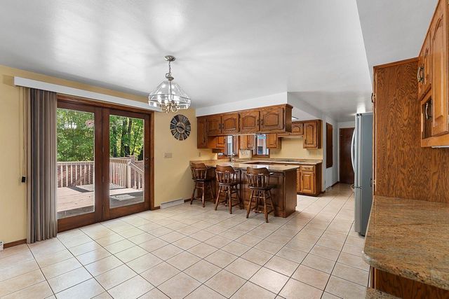 5025 LUXEMBURG ROAD, New Franken, WI 54229
