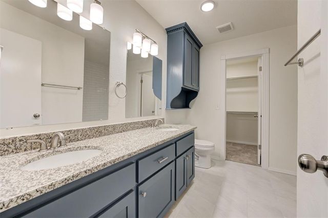 2712 Clover Glen Drive, Edmond, OK 73013