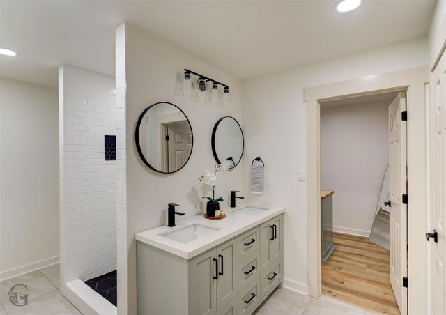 99 Jo Lacey Drive, Shreveport, LA 71107