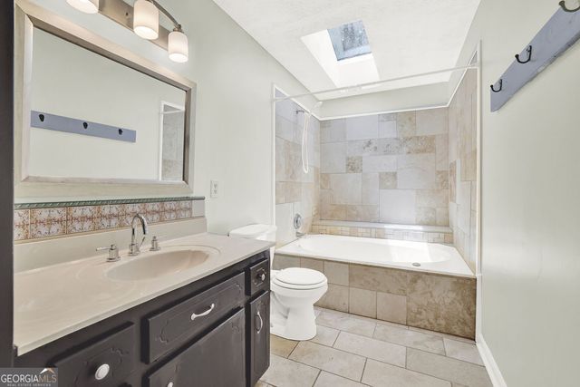 131 Little Brook Drive, Woodstock, GA 30188