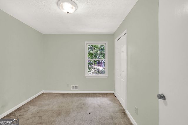 131 Little Brook Drive, Woodstock, GA 30188