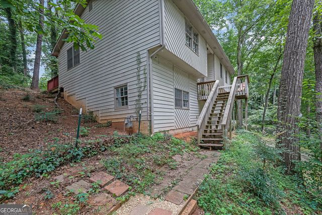 131 Little Brook Drive, Woodstock, GA 30188