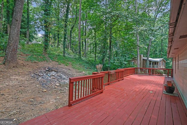 131 Little Brook Drive, Woodstock, GA 30188