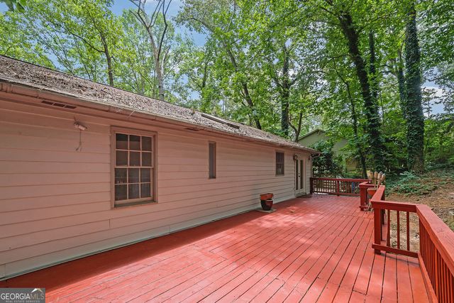 131 Little Brook Drive, Woodstock, GA 30188