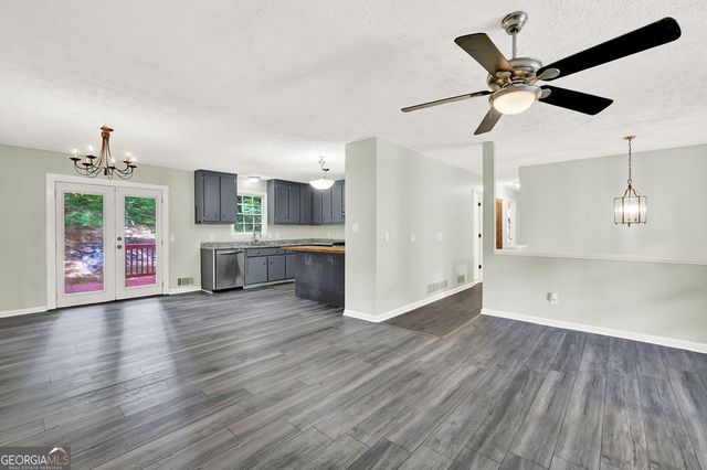 131 Little Brook Drive, Woodstock, GA 30188