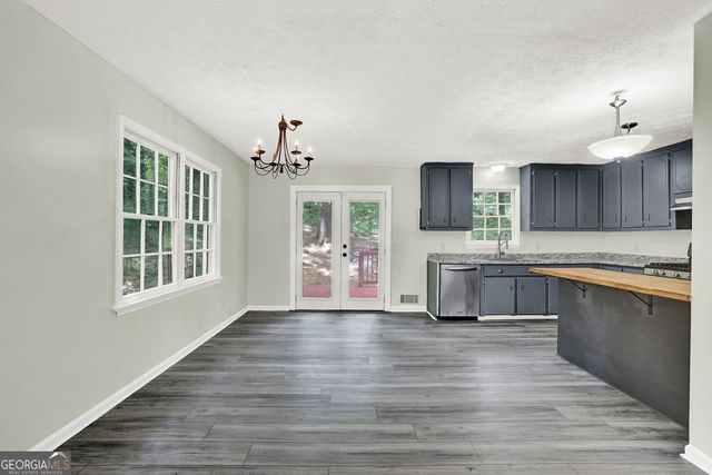 131 Little Brook Drive, Woodstock, GA 30188