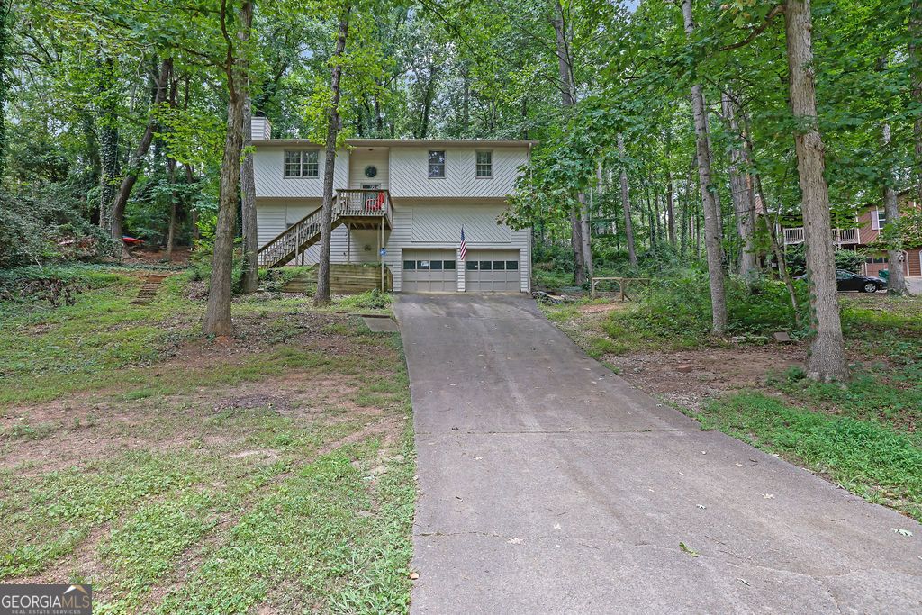 131 Little Brook Drive, Woodstock, GA 30188