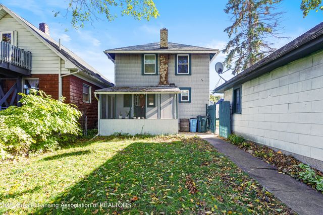 1527 Massachusetts Avenue, Lansing, MI 48906