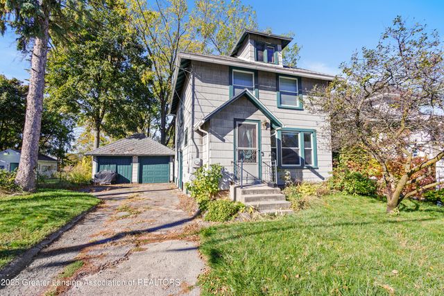 1527 Massachusetts Avenue, Lansing, MI 48906