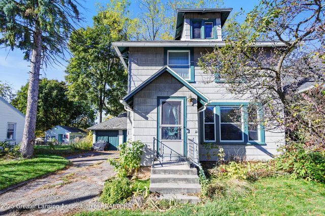 1527 Massachusetts Avenue, Lansing, MI 48906