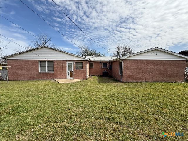 708 S 32nd Street, Temple, TX 76501