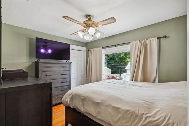 32 Macomber Ave, Swansea, MA 02777