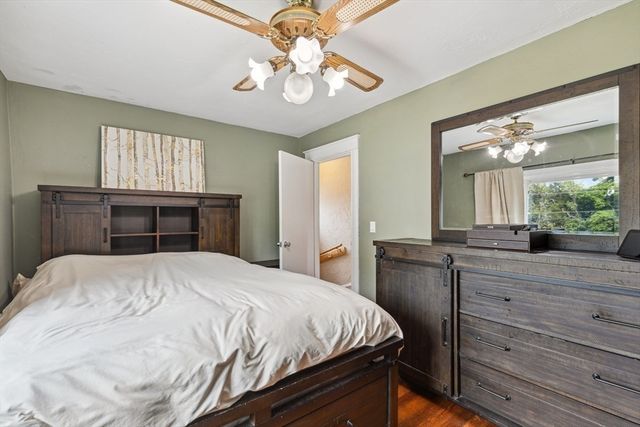 32 Macomber Ave, Swansea, MA 02777