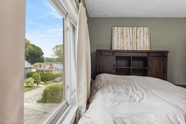 32 Macomber Ave, Swansea, MA 02777