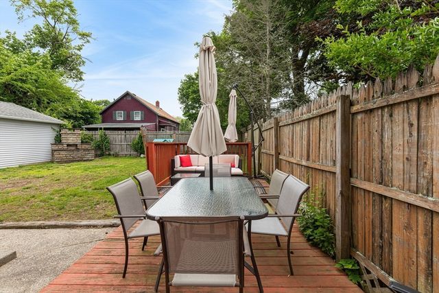 32 Macomber Ave, Swansea, MA 02777