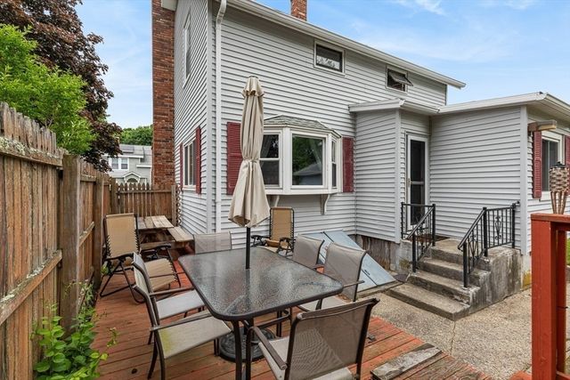 32 Macomber Ave, Swansea, MA 02777