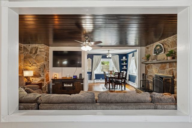 32 Macomber Ave, Swansea, MA 02777