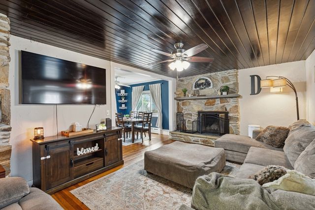 32 Macomber Ave, Swansea, MA 02777