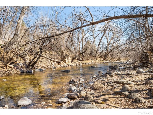 379 W Arapahoe Lane, Boulder, CO 80302