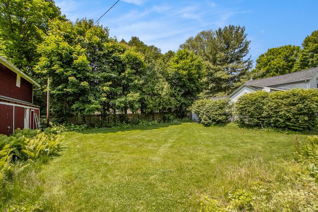 113 N Church Street, Augusta, MI 49012