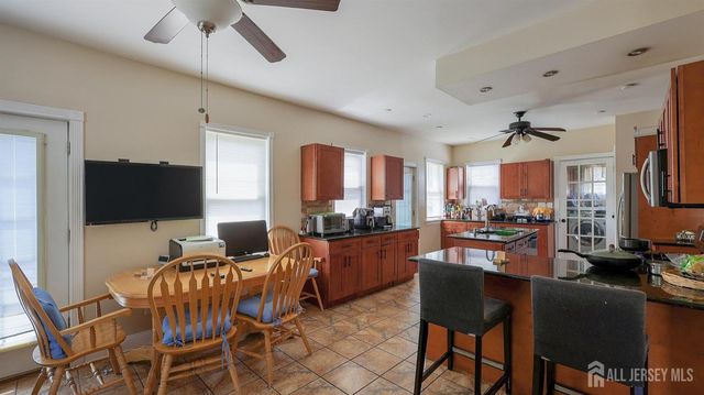 260 S Washington Avenue, Dunellen, NJ 08812