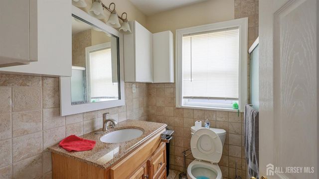 260 S Washington Avenue, Dunellen, NJ 08812