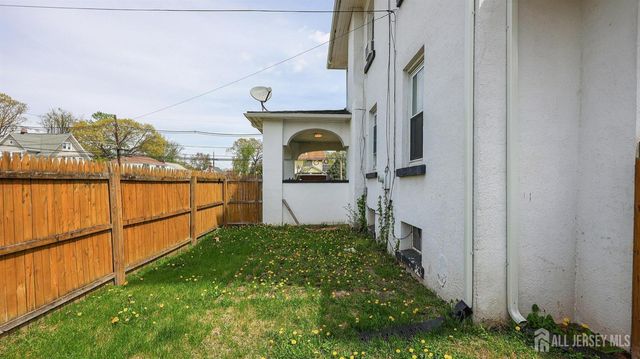 260 S Washington Avenue, Dunellen, NJ 08812