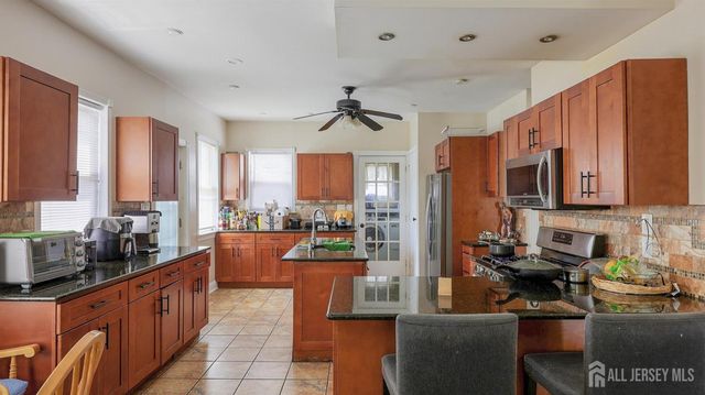 260 S Washington Avenue, Dunellen, NJ 08812