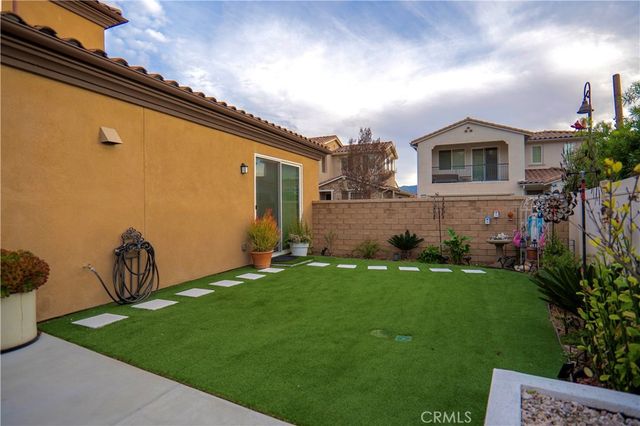 20525 Martingale, Saugus, CA 91350